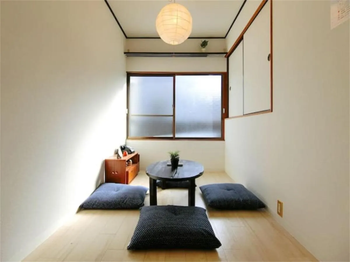 Renodear Kyobashi Apartment Osaka