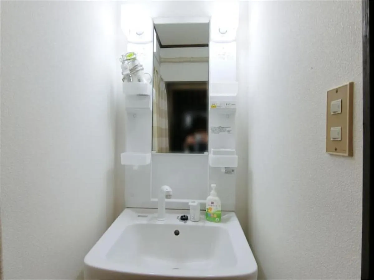 Renodear Kyobashi Apartment Osaka